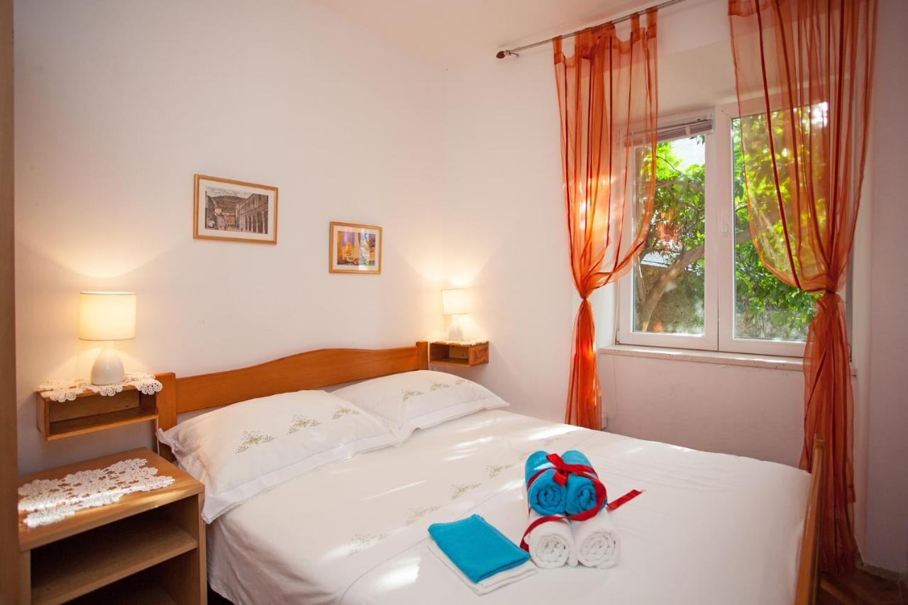 Family Friendly With A Swimming Pool Sustjepan, - 17308 Dubrovnik